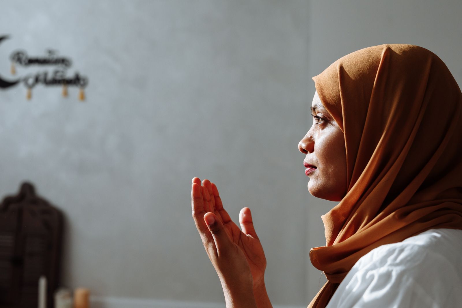 Tips Memilih Mukena untuk Ibu Hamil